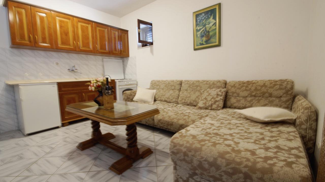 Apartment Glomazic Budva Exteriör bild